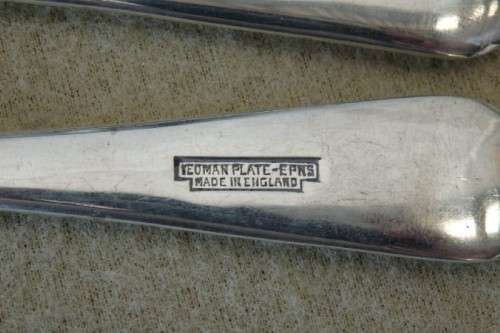 An amazing vintage Yeoman Art Deco fish knife and fork set w/ matching knife and fork serving set