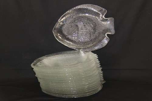 3x stunning sets (of 6x each) fish shaped glass dinner plates in great condition; bid/set - RS17Sale