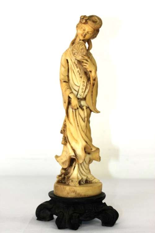 A lovely oxylite figurine of a Chinese lady in remarkable condition