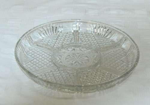 An exquisite ornate (round) 4-division "Hors d'Oeuvre" dish in superb condition | RS17