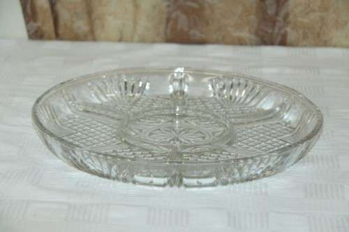 An exquisite ornate (round) 4-division "Hors d'Oeuvre" dish in superb condition | RS17