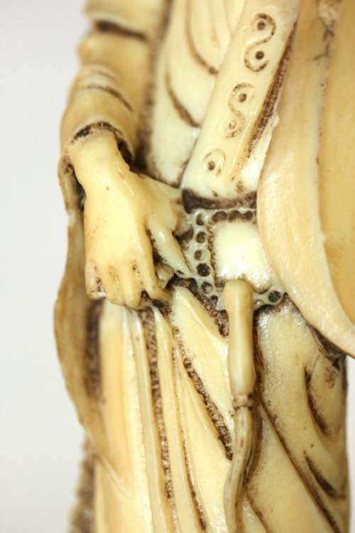 A lovely oxylite figurine of a Chinese lady in remarkable condition