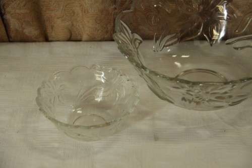 Fabulous 7-piece boxed bowl set incl. 6x dessert bowls and a serving bowl in superb condition RS17