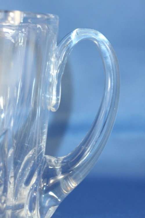 A spectacular lead crystal whiskey water jug w/ beautiful cut crystal detailing in superb condition