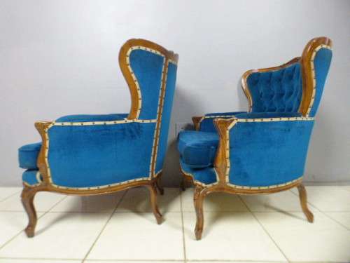 2 elegant Victorian arm chairs with deep button detailing & gorgeous, vibrant blue fabric