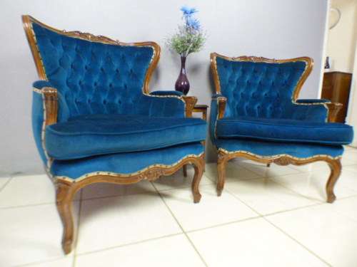 2 elegant Victorian arm chairs with deep button detailing & gorgeous, vibrant blue fabric