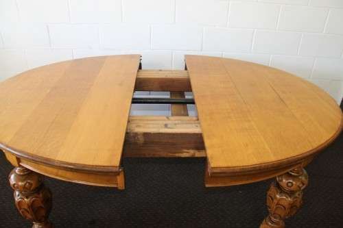 Absolutely spectacular oak 10-seater extendable dining room suite c/w magnificent upholstered chairs