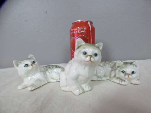 Three lovely bone china kittens for your collection of figurines. Very pretty display - RS17Sale