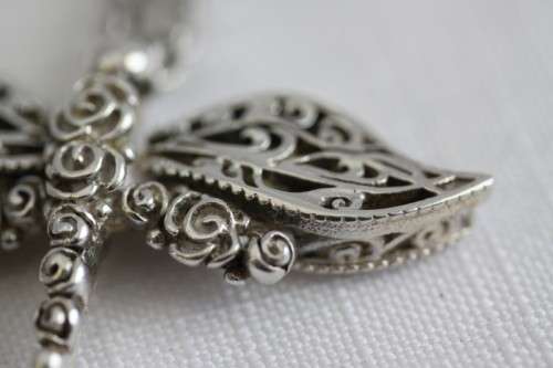 An exquisite original "Jenna Clifford" sterling silver "Dragonfly" pendant (Rose Collection) & chain