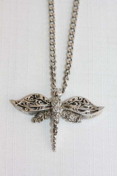 An exquisite original "Jenna Clifford" sterling silver "Dragonfly" pendant (Rose Collection) & chain