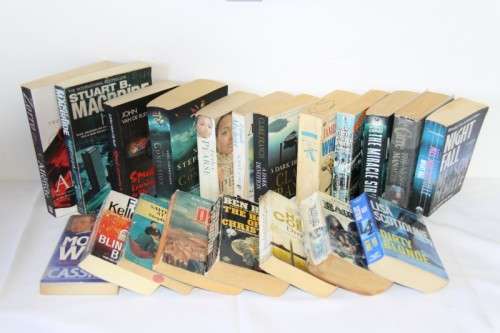 A superb collection of 20x assorted novel books (soft cover) - perfect for retail bid/book | RS17