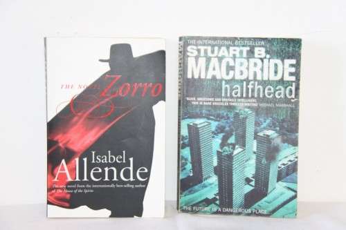 A superb collection of 20x assorted novel books (soft cover) - perfect for retail bid/book | RS17