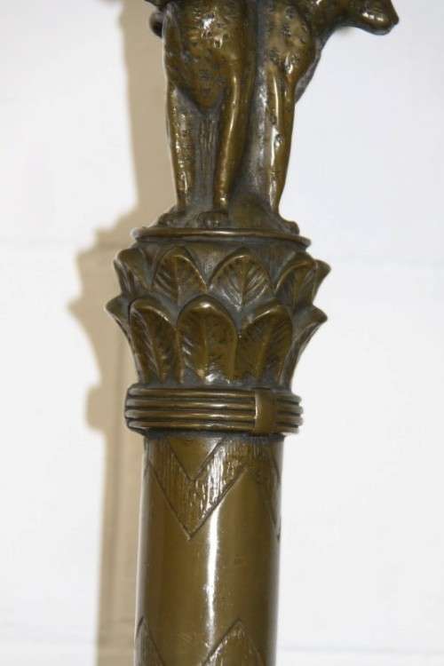 An exquisite tall "Leopard" moulded table lamp and shade with beautiful detailing in working order