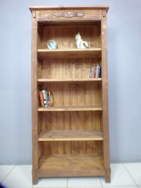 A lovely large, stylish wooden book case in great condition. Great in a study, reading room, office