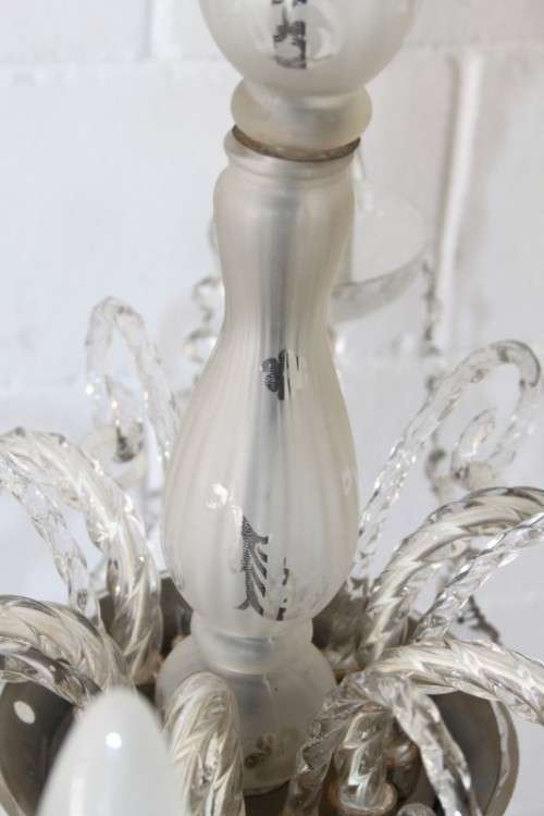 A superb crystal chandelier with frosted glass, curved glass arms and 6x light fittings - stunning!