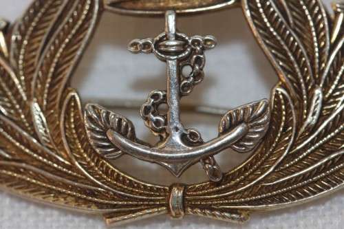 A very rare antique WW2 (9ct gold) Royal Navy officer's enamelled sweetheart brooch with kings crown