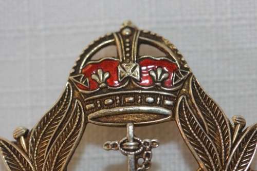 A very rare antique WW2 (9ct gold) Royal Navy officer's enamelled sweetheart brooch with kings crown