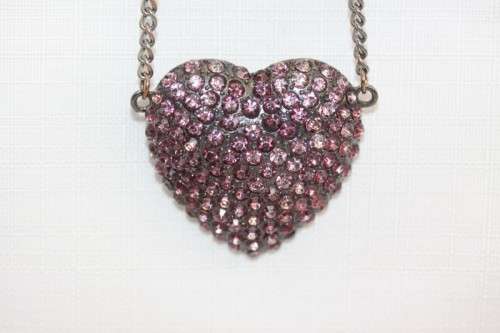 **RS17** A beautiful "large" pink rhinestone heart-shaped pendant on a long silver metal chain