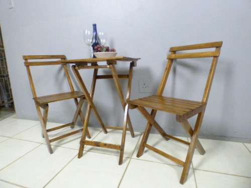 A top quality two seater wooden, all weather fold away outdoor patio/picnic set. Superb quality!!!