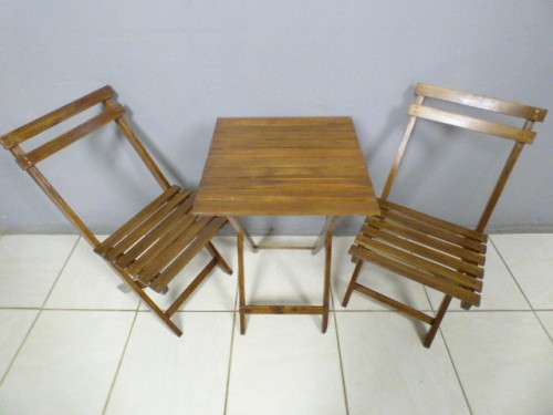 A top quality two seater wooden, all weather fold away outdoor patio/picnic set. Superb quality!!!