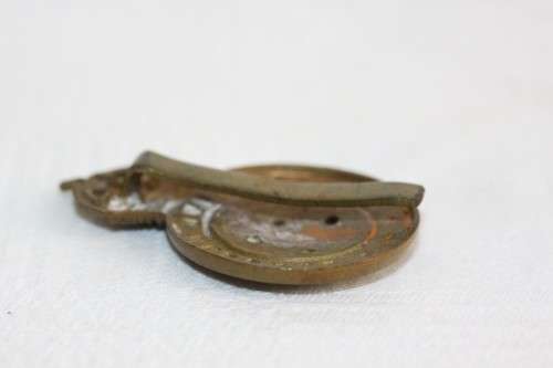 A fantastic British "7th Queen's own Hussars" (Royal Armoured Corps) Light Infantry cap badge