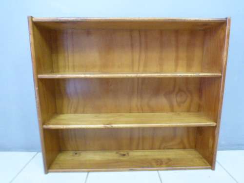 A lovely stylish wooden book case in great condition. Lovely in a study, reading room! RS17Sale