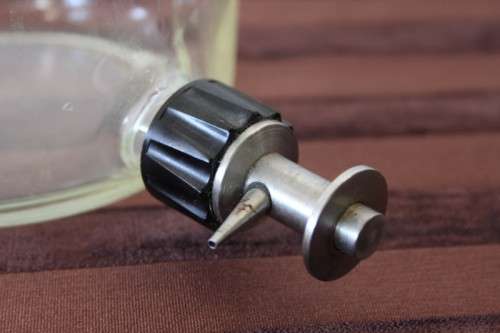 A vintage Duran 2000ml laboratory bottle made for maximum chemical and thermal shock resistance