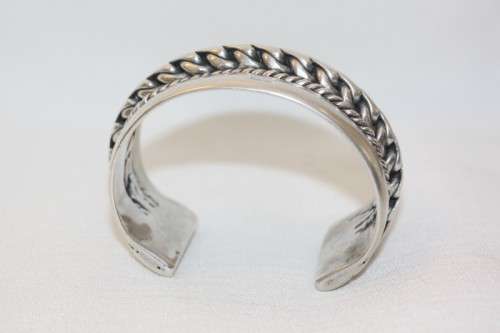 A truly spectacular vintage hand made Egyptian 800 Silver solid ladies bracelet (147.9g) = WOW!!!