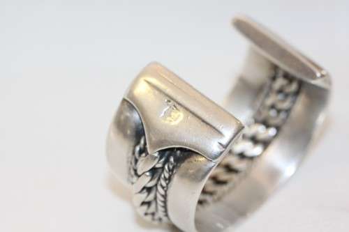 A truly spectacular vintage hand made Egyptian 800 Silver solid ladies bracelet (147.9g) = WOW!!!