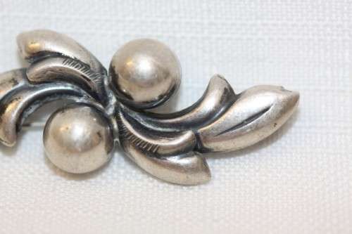 A superb mid-century sterling silver ladies brooch by Danish modernist designer John L. Lauritzen
