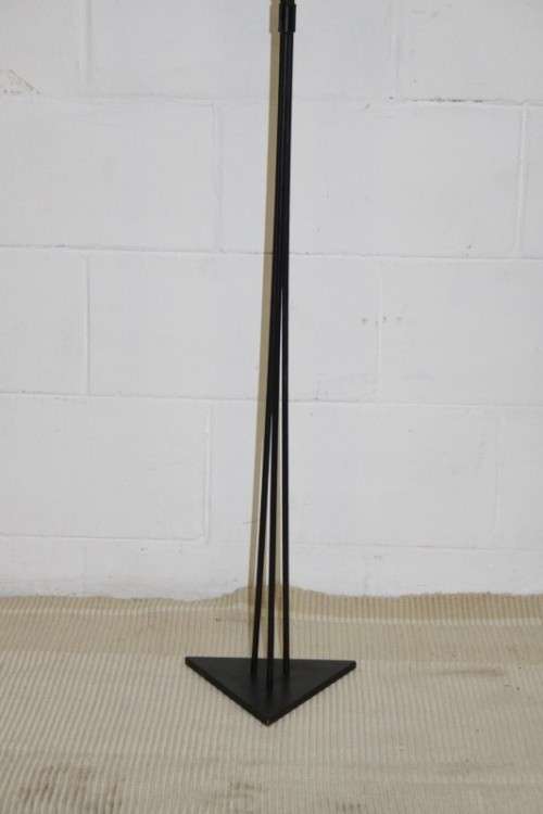 A stunning tall wrought iron 3-candle floor standing candle stand/ holder in excellent condition