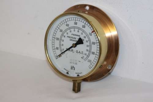 An amazing vintage "Ferris" South African Railways solid brass pressure gauge