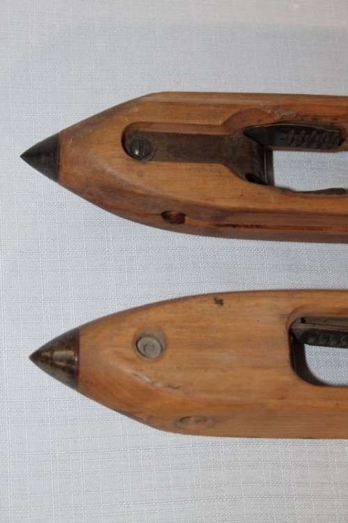Two awesome antique loom shuttles with solid brass tips in great condition - bid/shuttle