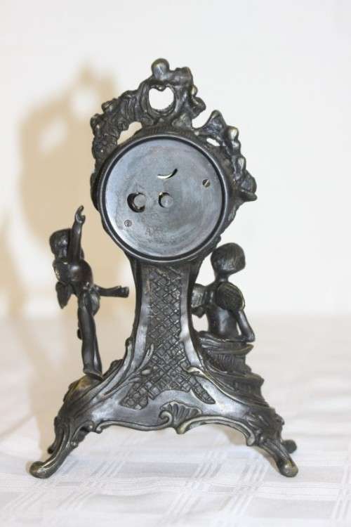 An elegant Victorian bronze revival "cherub" boudoir mantle clock, exquisite detail! Lifespace Sale
