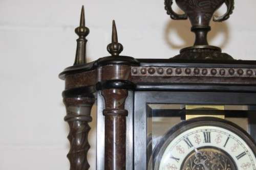 **RS17** A larger red marble & glass double-door pendulum mantle clock w/ a porcelain dial .