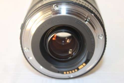 **RS17** A light and versatile Canon 75-300mm 1:4-5.6 macro lens in great condition