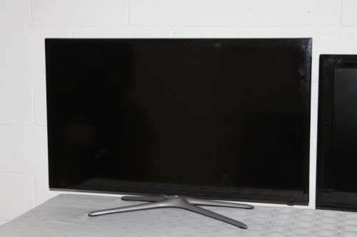A Samsung Smart LED 40" Multi-system TV and a Casey LCD 32" HD TV = Two TV's starting @ R 500.00