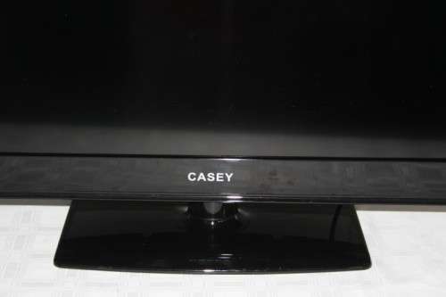 A Samsung Smart LED 40" Multi-system TV and a Casey LCD 32" HD TV = Two TV's starting @ R 500.00