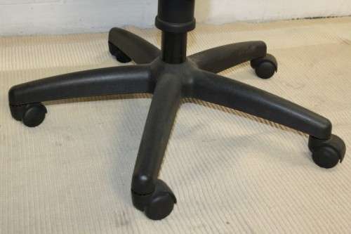 Well made faux-leather swivel hi-back office/ desk chair - ideal for a home office/ study - RS17Sale