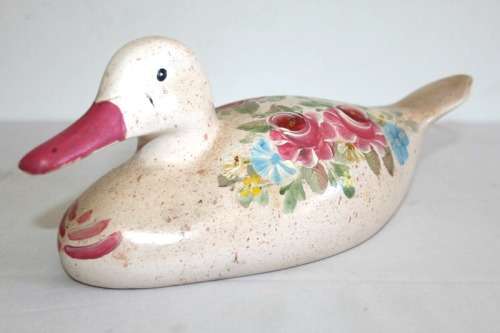 Three great ceramic/ pottery ornamental ducks including a Terracotta duck RS17Sale