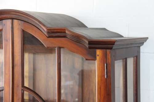A gorgeous "gabled" display cabinet w/ large cottage pane doors & loads of space! Magnificent!!!