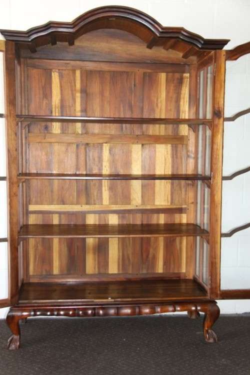 A gorgeous "gabled" display cabinet w/ large cottage pane doors & loads of space! Magnificent!!!