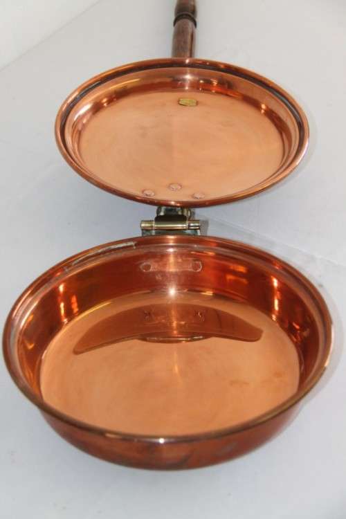 An authentic antique Victorian full size copper "coal" bed warmer with a mahogany handle - RS17Sale