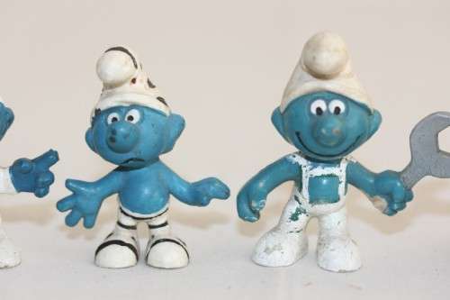 An awesome collection of 10x highly collectable (scarce) vintage Smurf figurines - RS17Sale