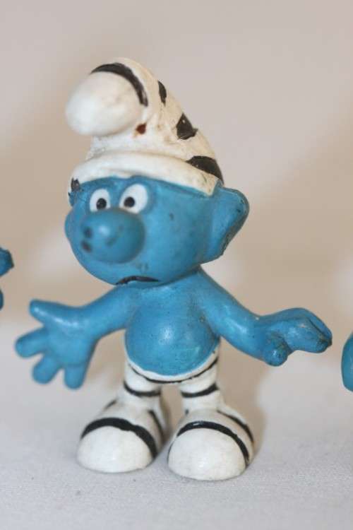 An awesome collection of 10x highly collectable (scarce) vintage Smurf figurines - RS17Sale