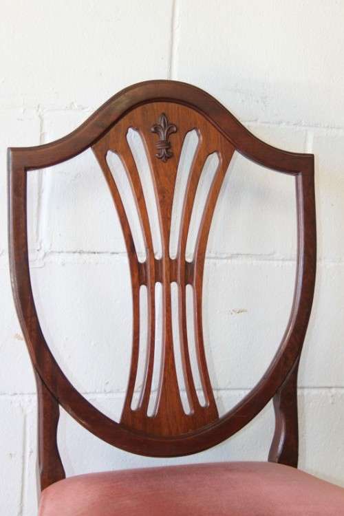 6x spectacular Heppelwhite "fleur-de-lis" shieldback upholstered dining chairs - price/ chair