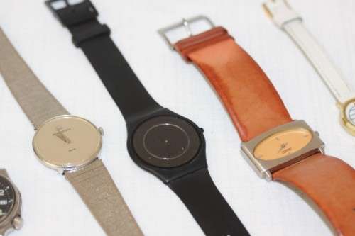 A 'job lot' of assorted ladies & gents watches for spares or for restoration incl Swatch - RS17Sale