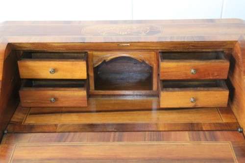 A spectacular vintage Queen Anne fall-top writing bureau with stunning inlays and 2x large drawers