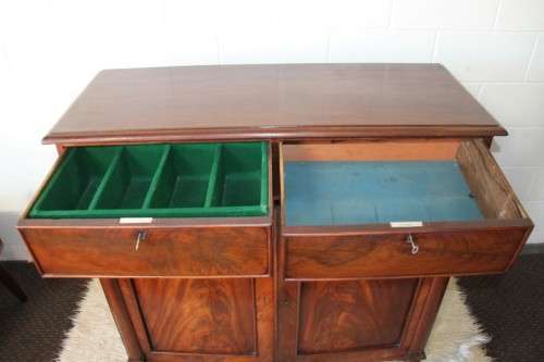 A stunning Teak cabinet with two drawers & two cupboards w/ large shelves - lovely in a home/ office