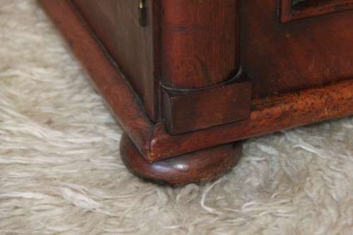 A stunning Teak cabinet with two drawers & two cupboards w/ large shelves - lovely in a home/ office
